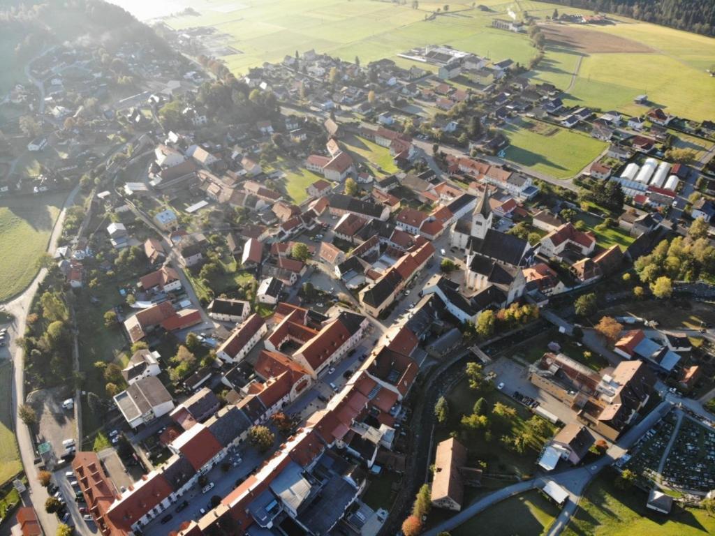 Gasthof Oberer Braeuer Oberwoelz Stadt Exterior photo